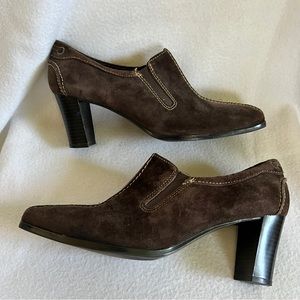 Liz Claiborne Suede Block Heel Shoes